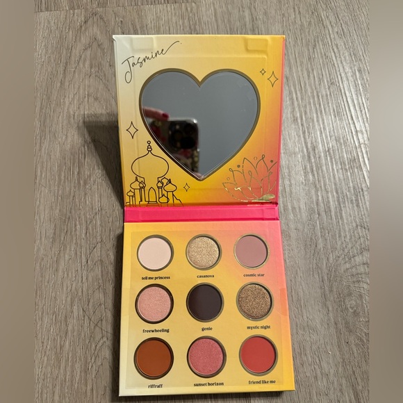 The Crème Shop Disney Princess 9-color Eyeshadow Palette Bundle- All Princesses - Picture 11 of 14